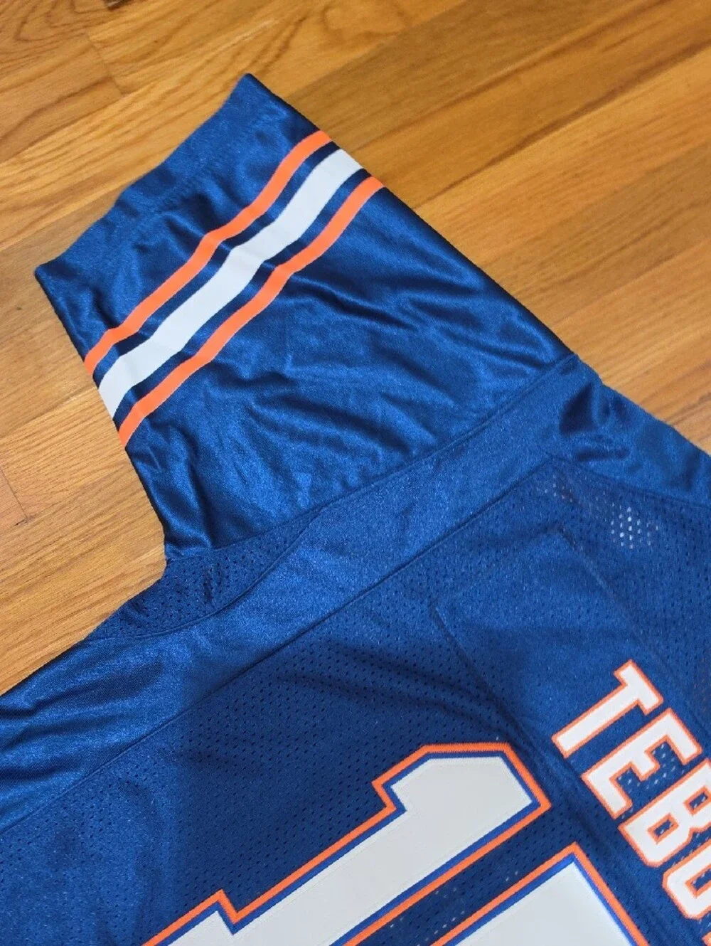 Nike Vintage University of Florida Gators Tim Tebow #15 Football Jersey - Size L
